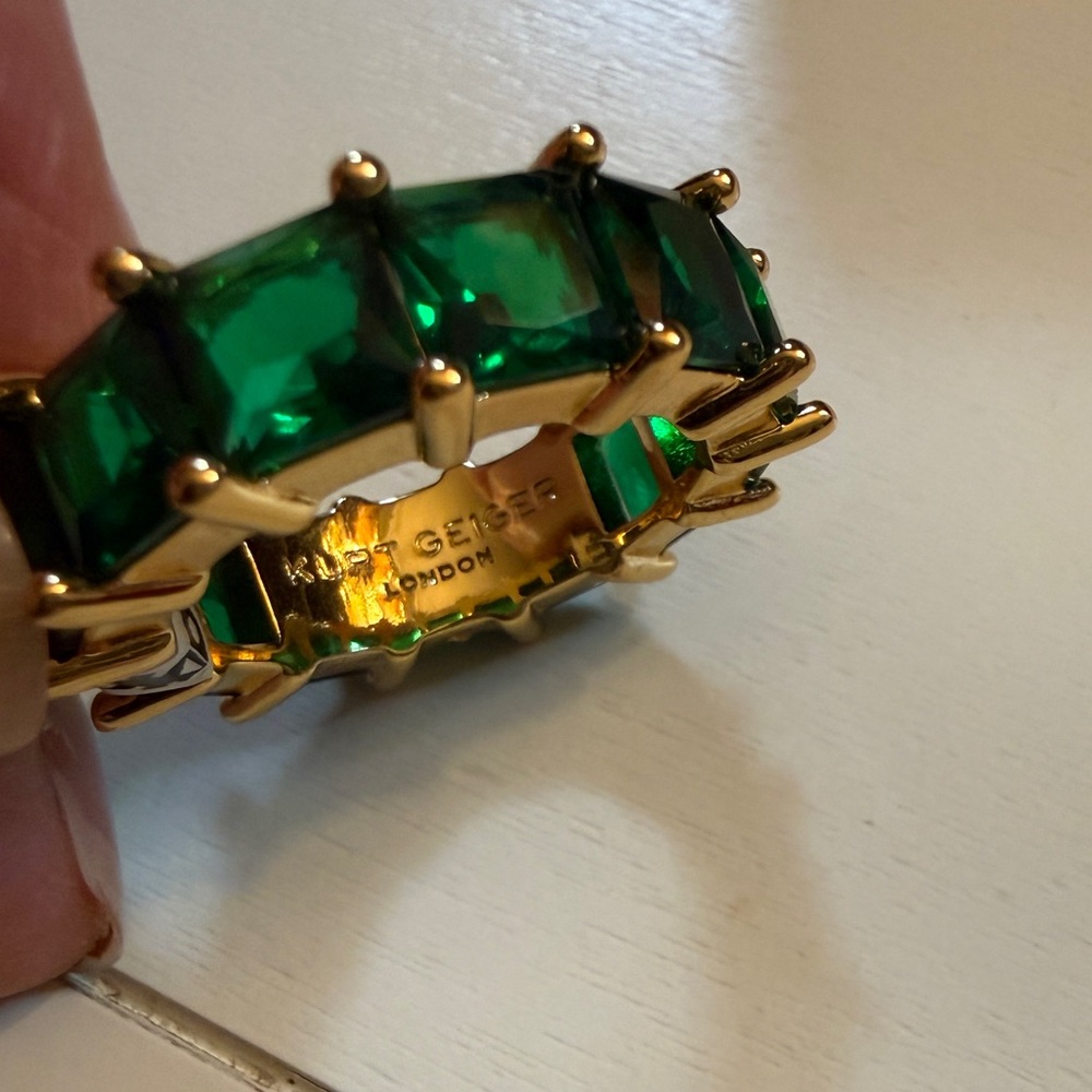 Kurt Geiger Gold-Toned Ring with Emerald Green Stones - Picture 7 of 8